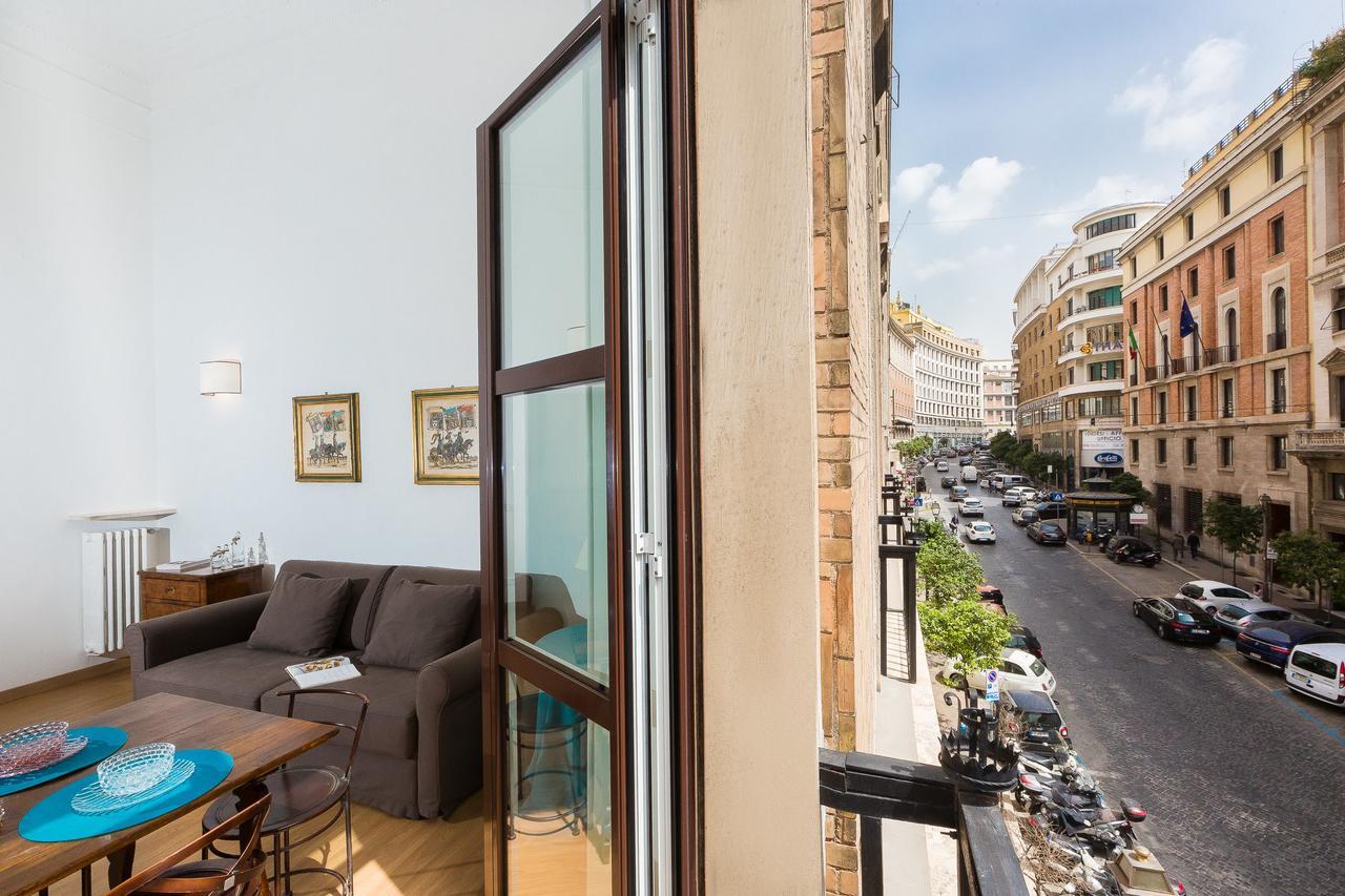 Prestigious Apartment Via Barberini Roma Esterno foto