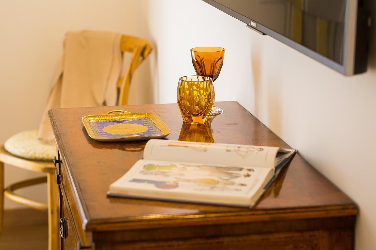 Prestigious Apartment Via Barberini Roma Esterno foto