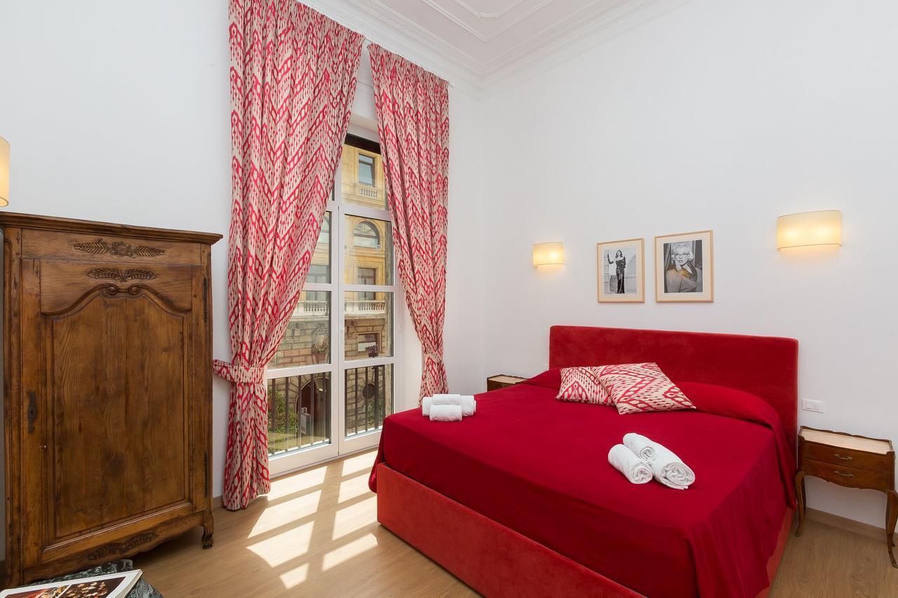 Prestigious Apartment Via Barberini Roma Esterno foto