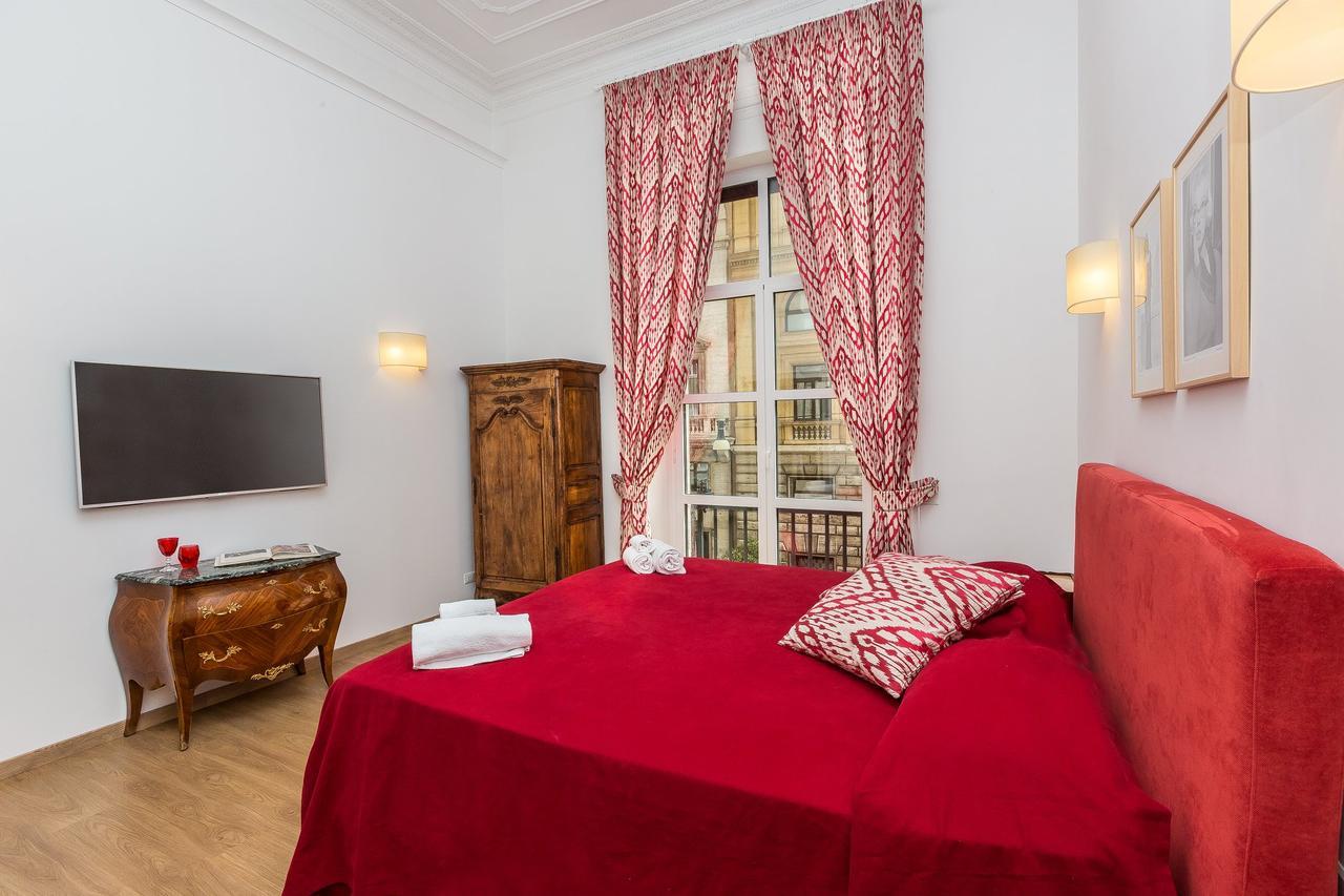 Prestigious Apartment Via Barberini Roma Esterno foto